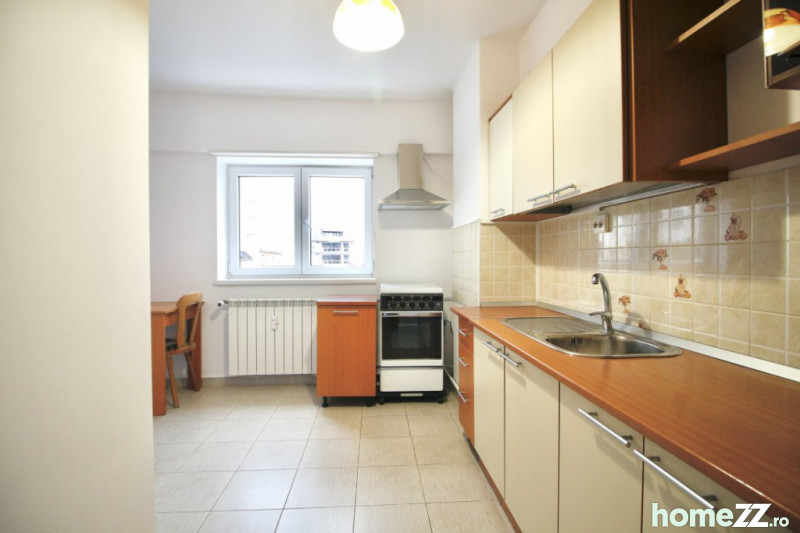 PIATA ALBA IULIA , SEMIMOBILAT, PERFECT REZIDENTA SAU BIROU!, 500 eur