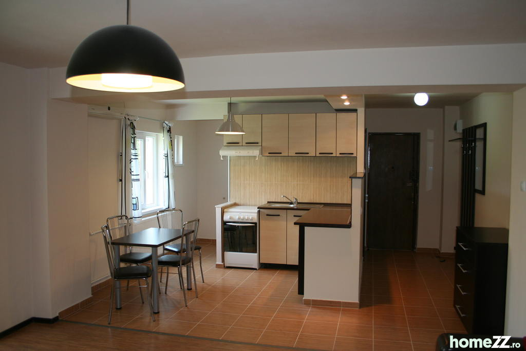 2 camere, Decebal, premium