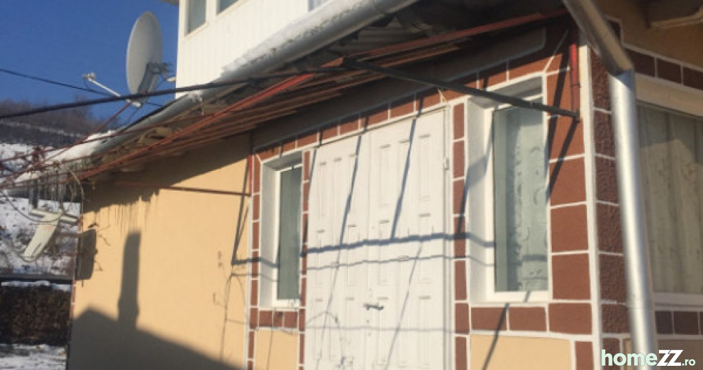 Casa trei camere DN Onesti, Bacau