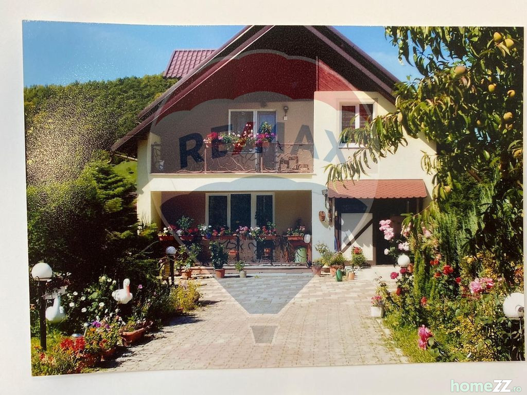 Casă deosebită in Firiza/Pensiune