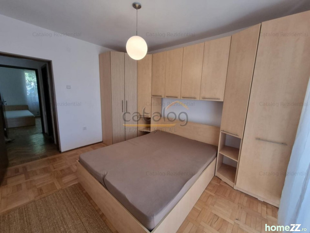 Apartament 3 camere, Muncii