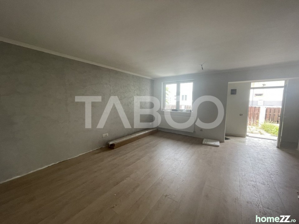 Casă - Vilă 3 camere, Micesti