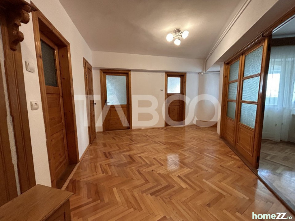 Apartament 2 camere, Central