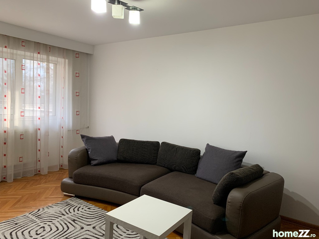 Apartament 2 camere, B-dul Bucuresti