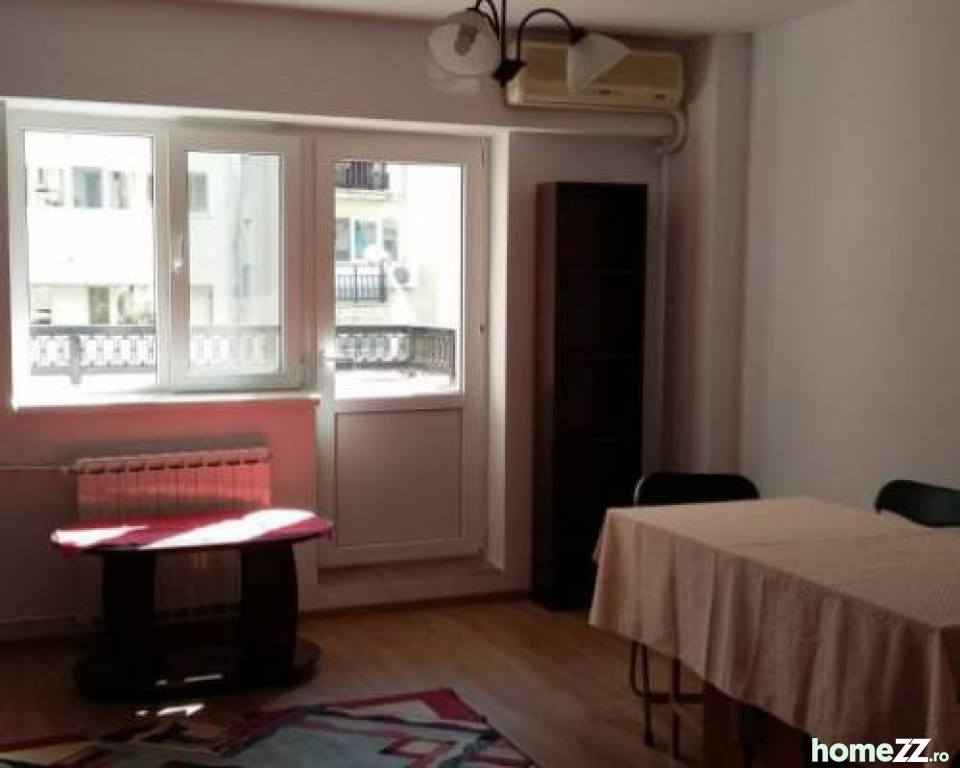 Apartament 3 camere, Nerva Traian