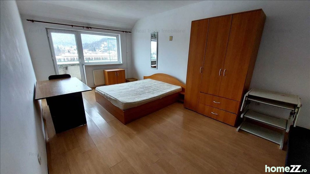 Apartament 3 camere, Grivitei