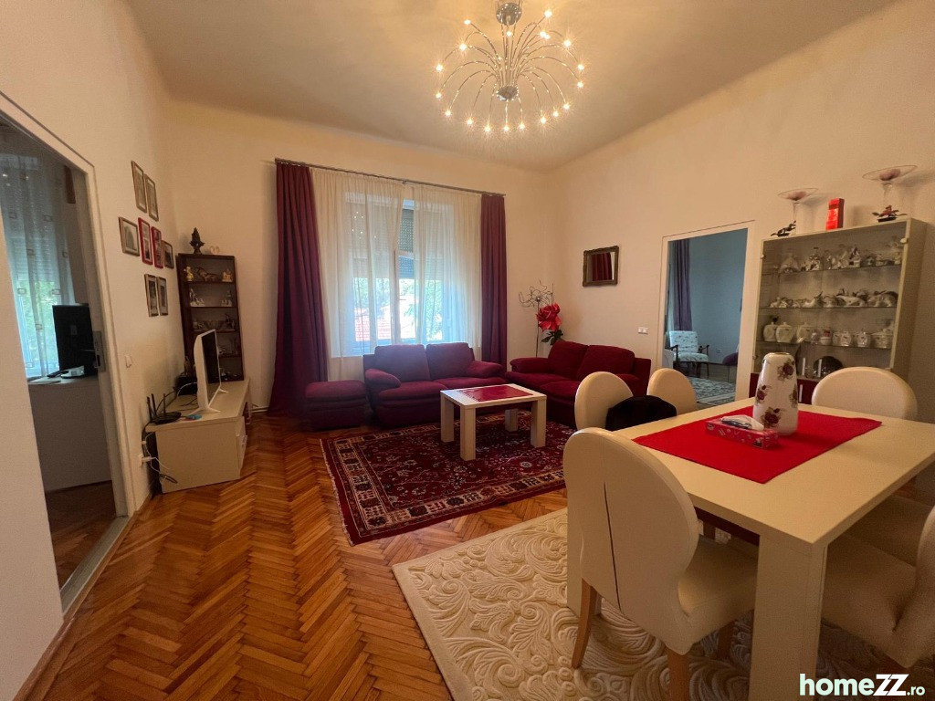 Apartament 3 camere, Central