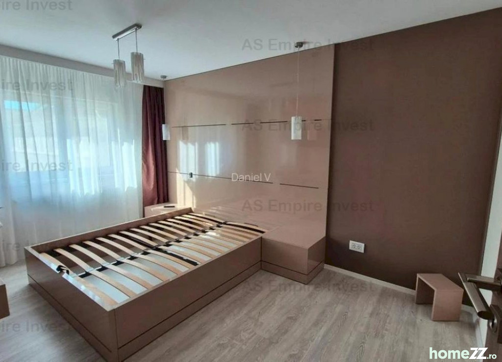 Apartament 4 camere, Central