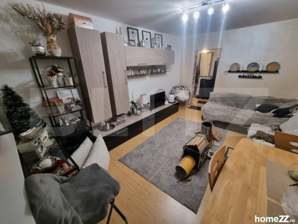 Apartament 3 camere, Craiovita Noua