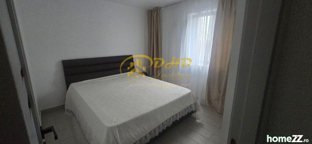 Apartament 3 camere, Sararie