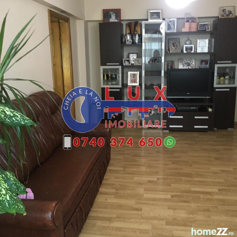 ID:200 Apartament 3 camere de INCHIRIAT! Zona Pelican