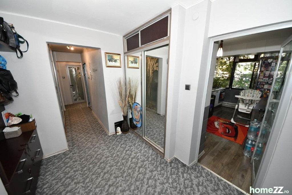 Apartament cu 3 camere in IC Frimu