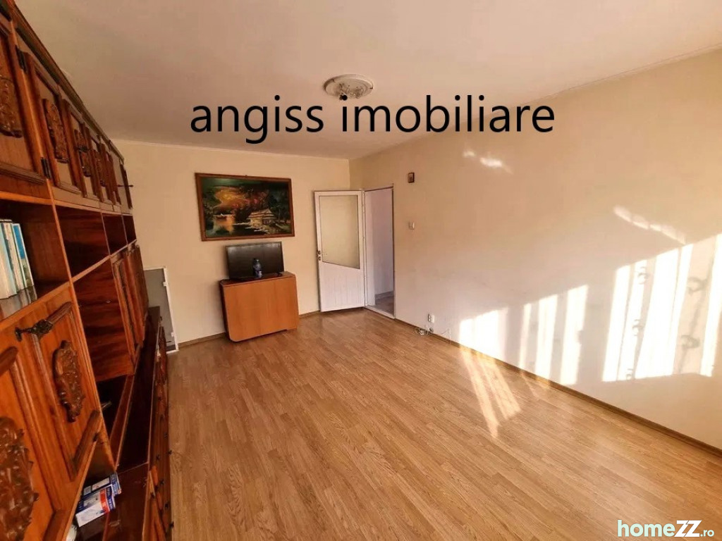 Apartament 3 camere, Babadag