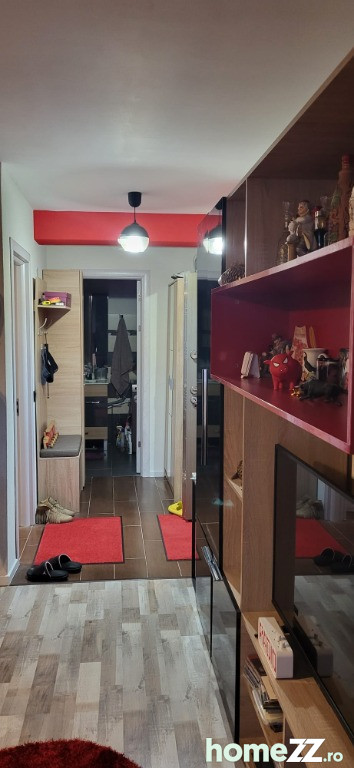 Apartament 1 cameră, Primo