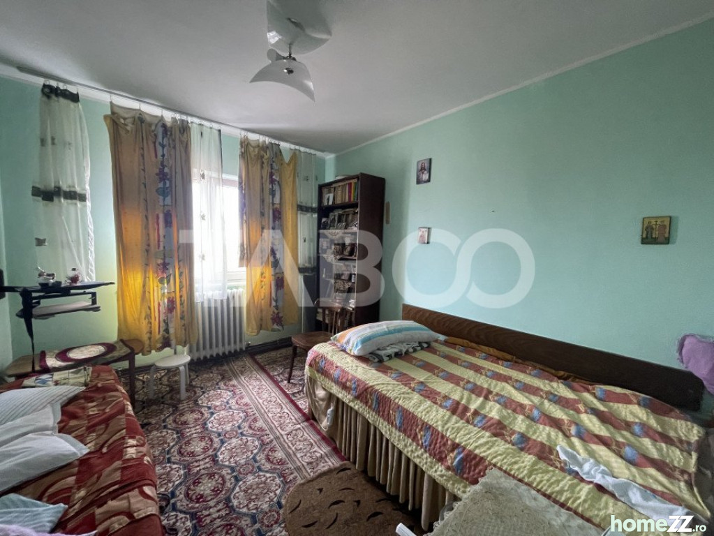 Apartament 3 camere, Tolstoi