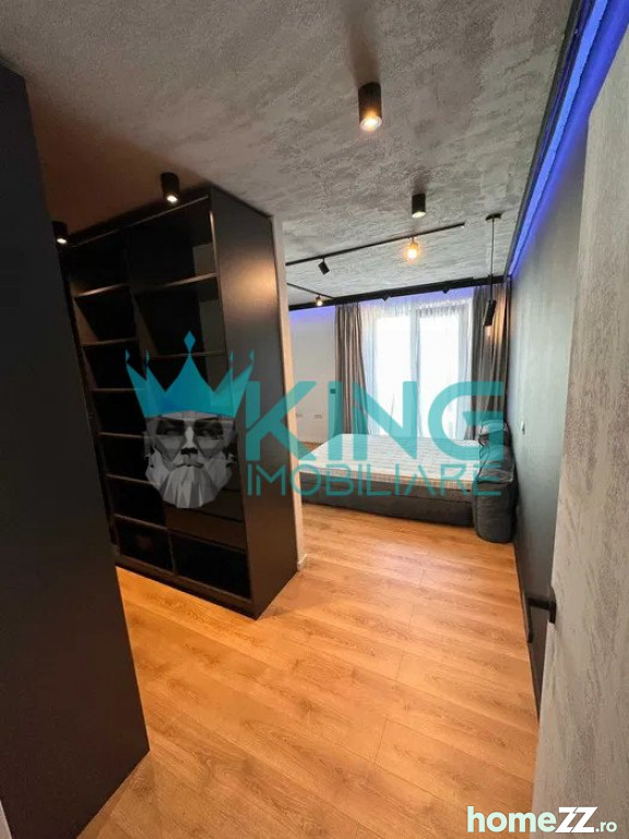 Apartament 3 camere, Albert