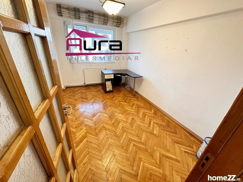 Apartament 3 camere, E3