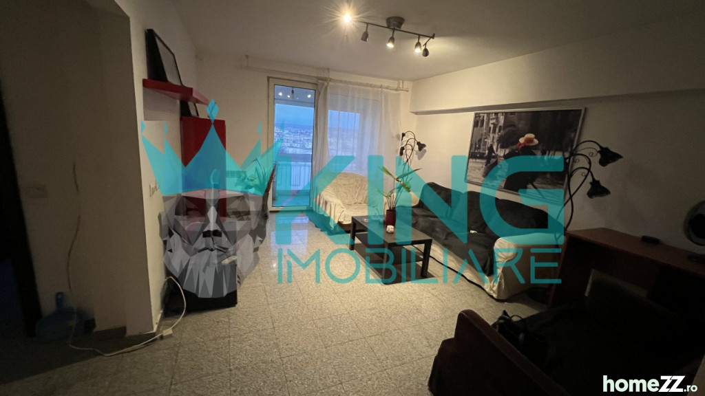 Apartament 4 camere, Rovine