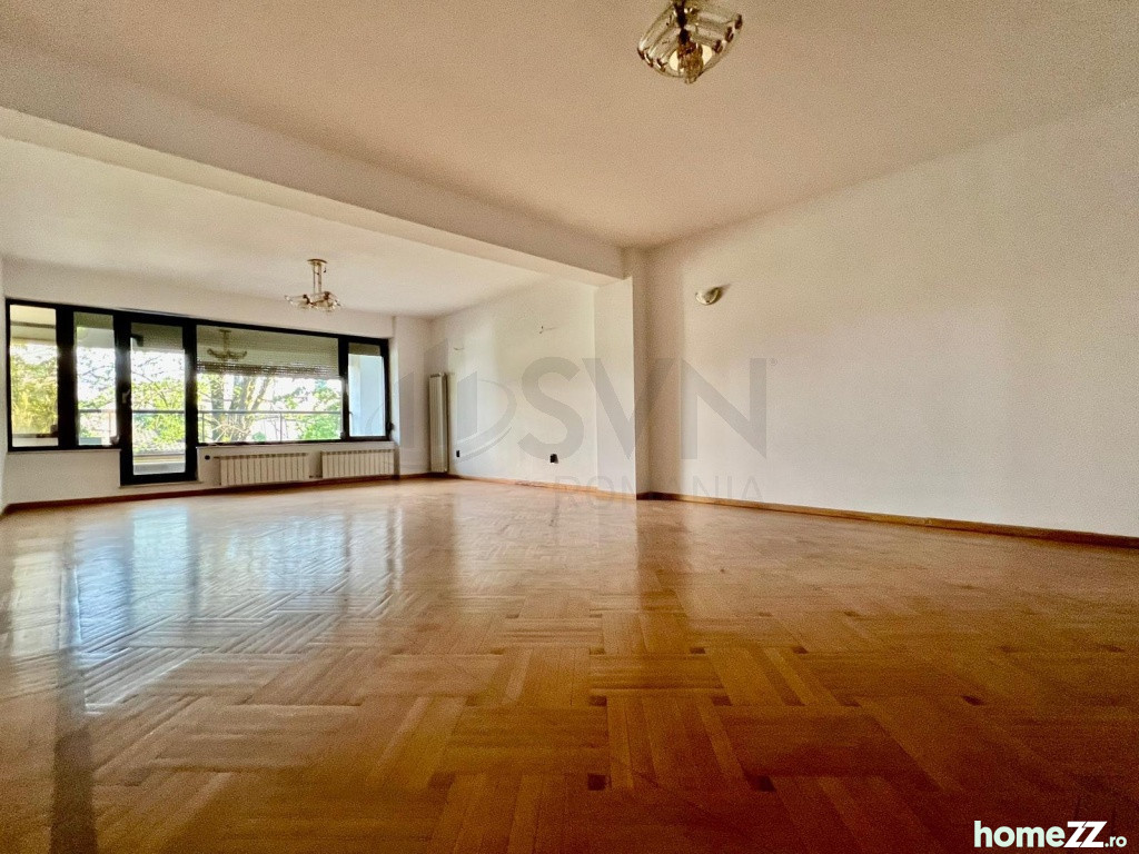 Casă - Vilă 5+ camere, Domenii