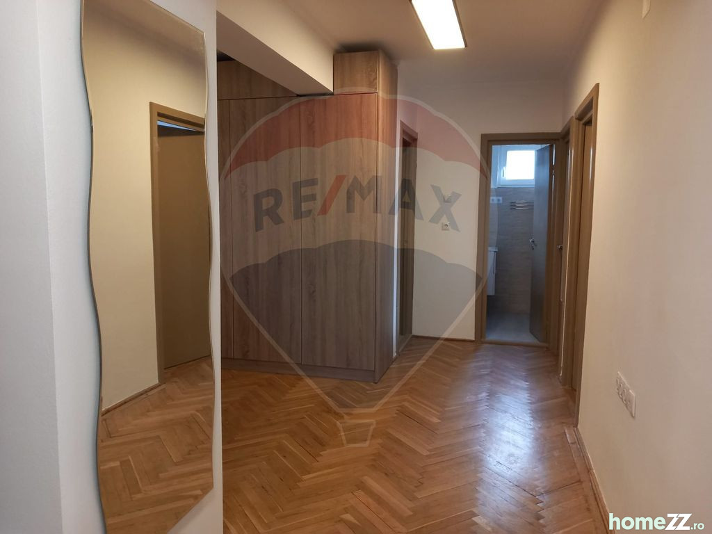 Apartament 3 camere, Ultracentral