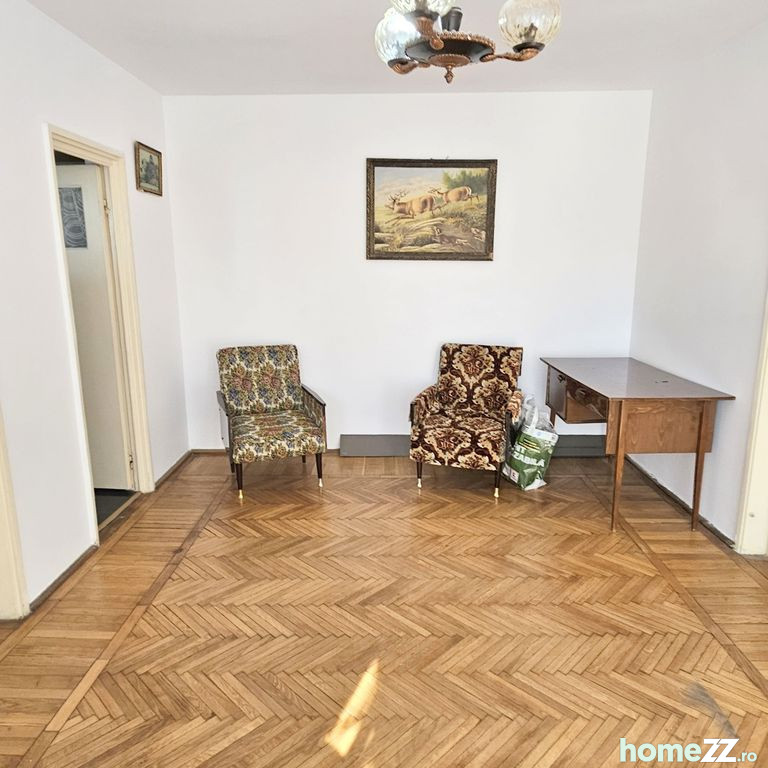 Apartament 3 camere, Tiglina 1