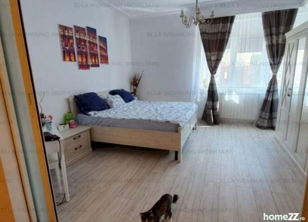 Apartament 3 camere zona Peninsula