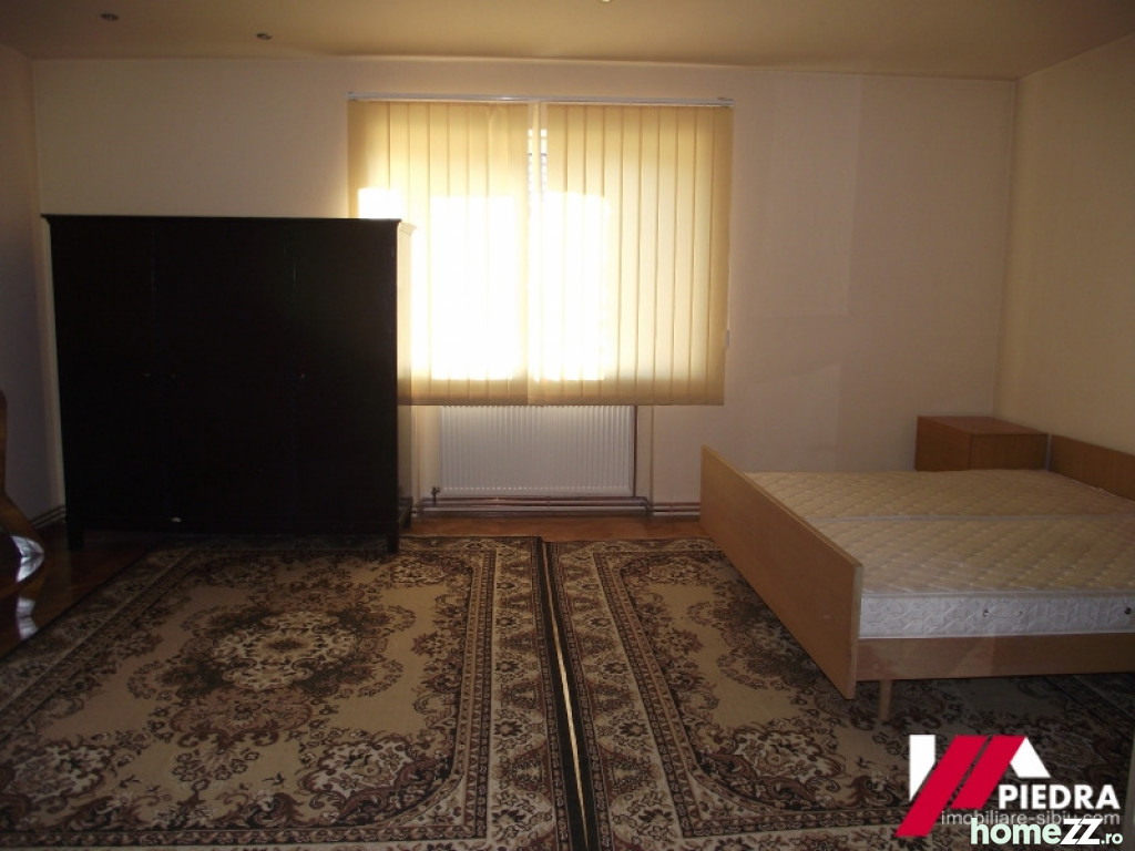 Apartament 3 camere,la casa,zona Trei Stejari,etaj 1, 112mp