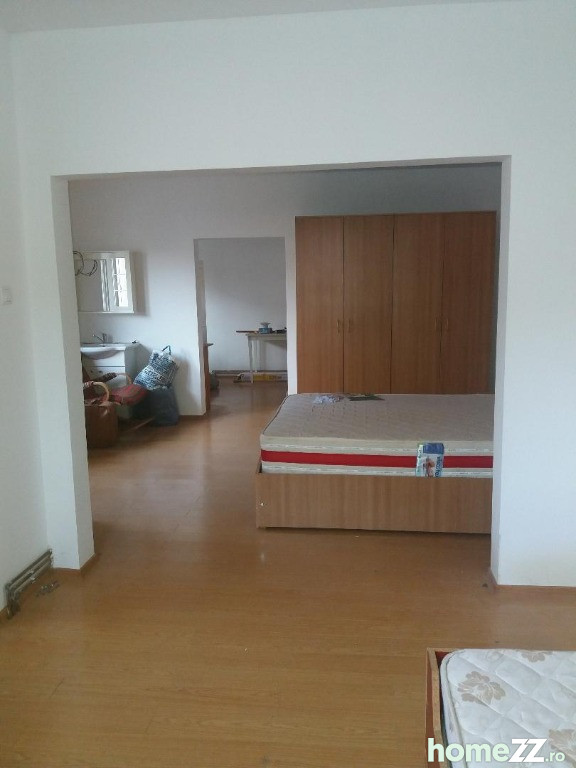 Casa zona Schuller, central, zona linistita, teren 210 mp