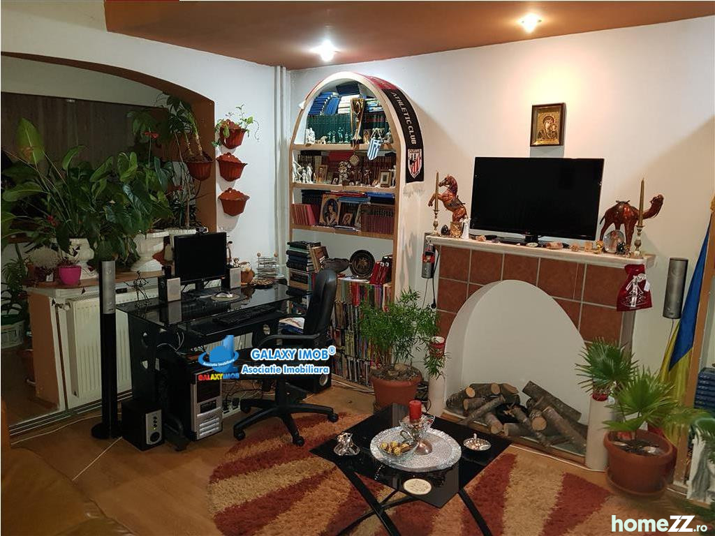 Apartament cu 3 camere decomandat, etaj 1, zona Big