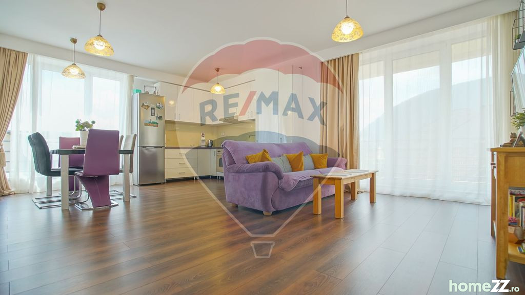 Apartament exclusivist cu 3 camere si 2 bai, Zona Centrala