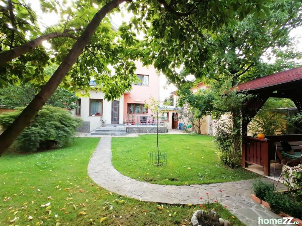 Casă - Vilă 9 camere, Prelungirea Ghencea