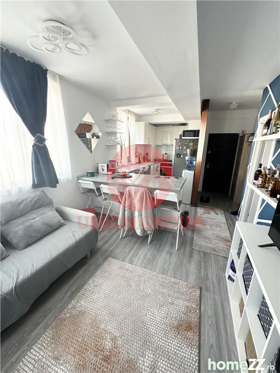 Apartament 2 camere, Primo