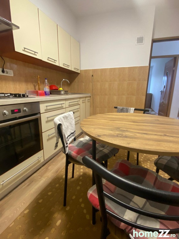 Apartament 3 camere, Cug