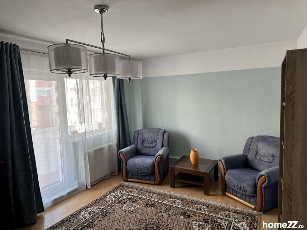 Apartament 3 camere, Racadau