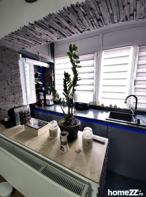 Apartament 3 camere, B-dul Bucuresti