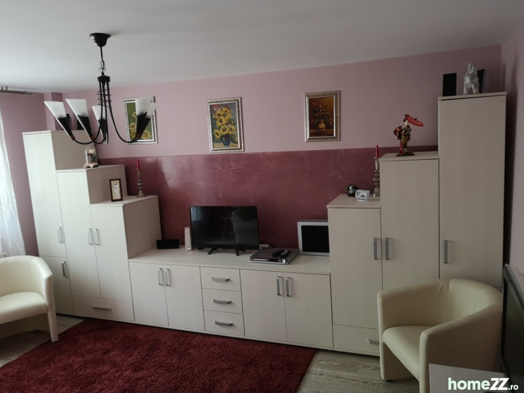 Apartament 4 camere mobilat - Zona Zamca-