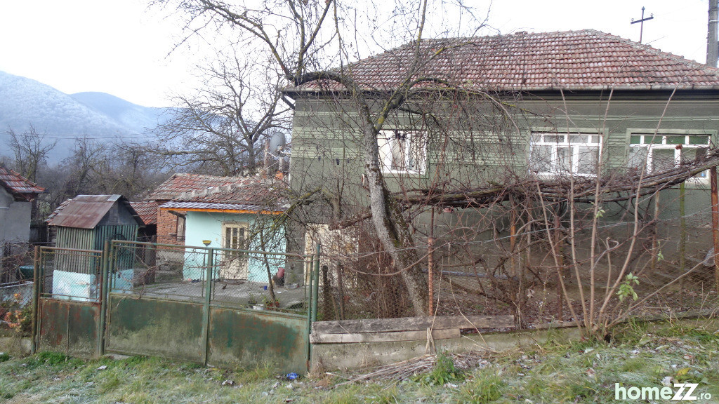 Casă - Vilă 2 camere, Central