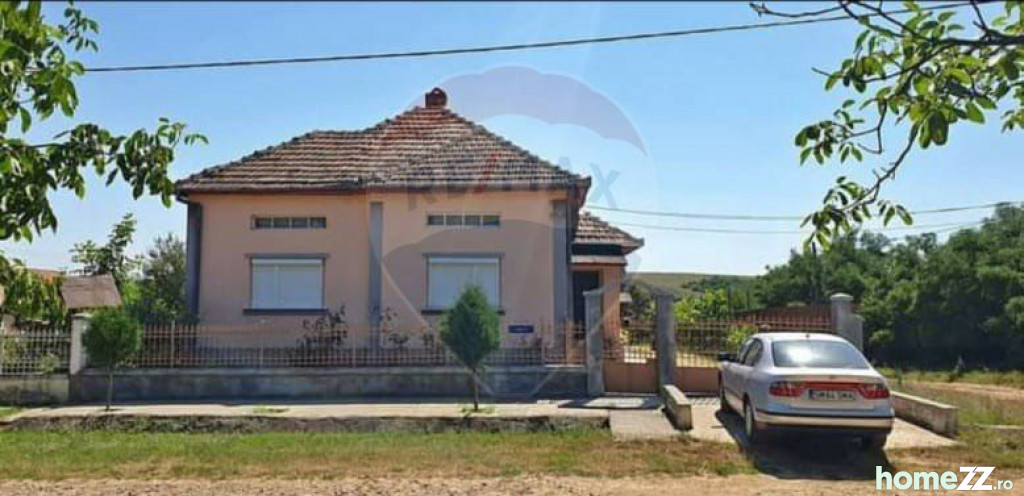 Casă - Vilă 4 camere, Central