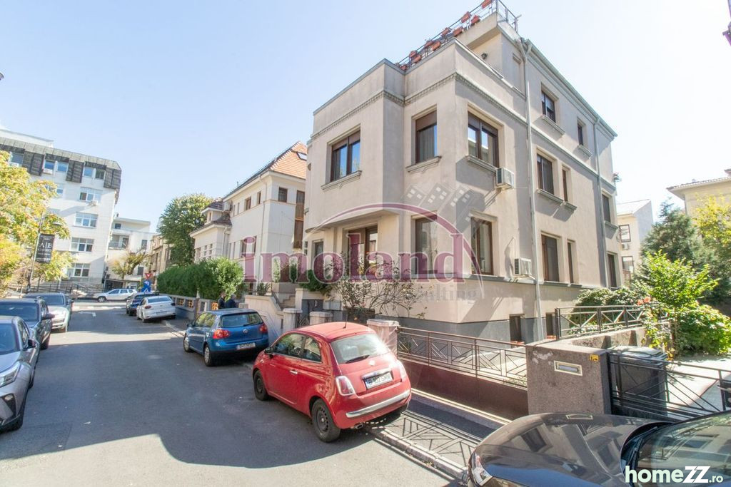 Apartament 3 camere, Capitale