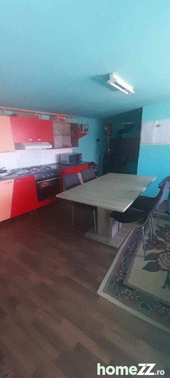 Casă - Vilă 3 camere, Central