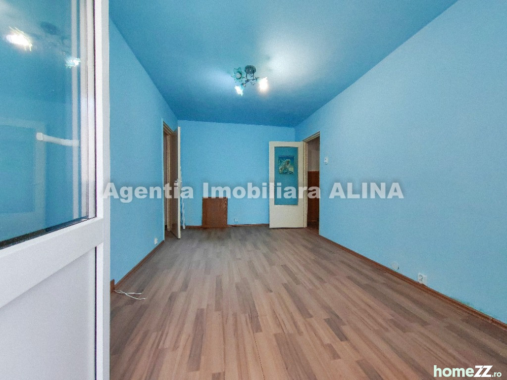 Apartament 2 camere, Micro 15