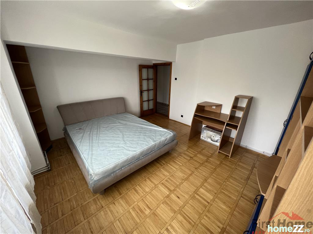 Apartament 3 camere, Brailei