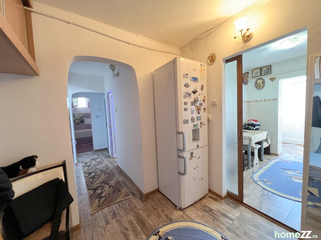 Apartament 3 camere, Micro 21