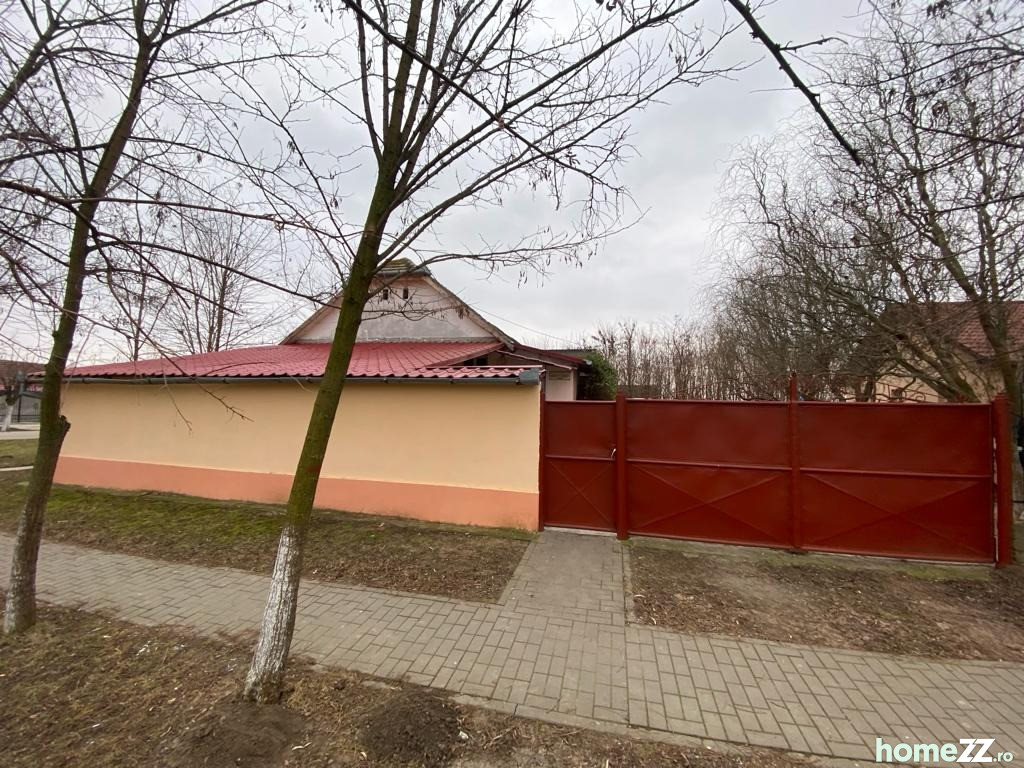 Casă - Vilă 4 camere, Central