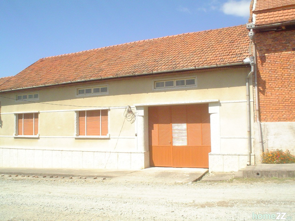 Casa la cheie + gradina in loc.Dalci,jud Caras- Severin.