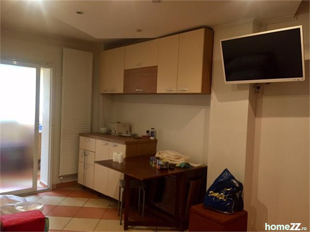 Apartament 2 camere conf 1 decomandat zona Bere