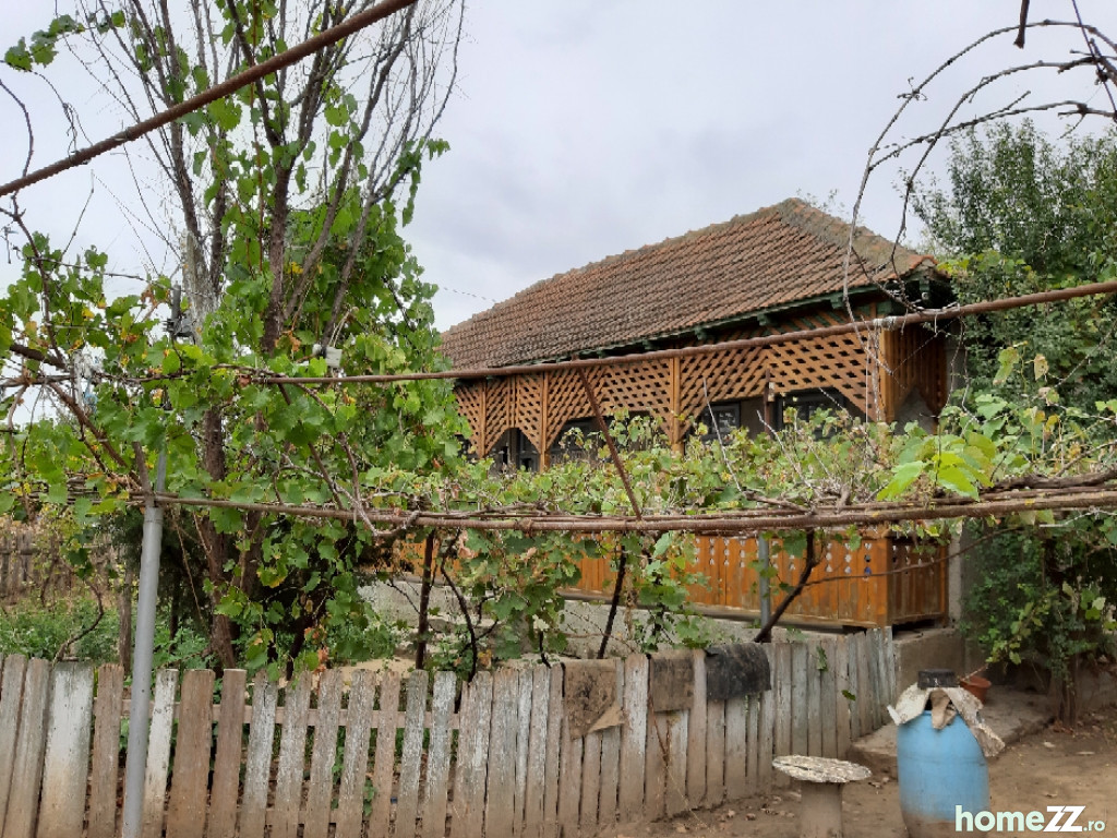 Casa - Teren Saraiu Constanta