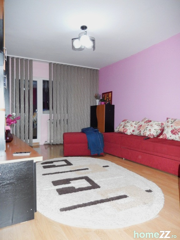 Arcu! Ap. 5 camere foarte spatios, 2 bai