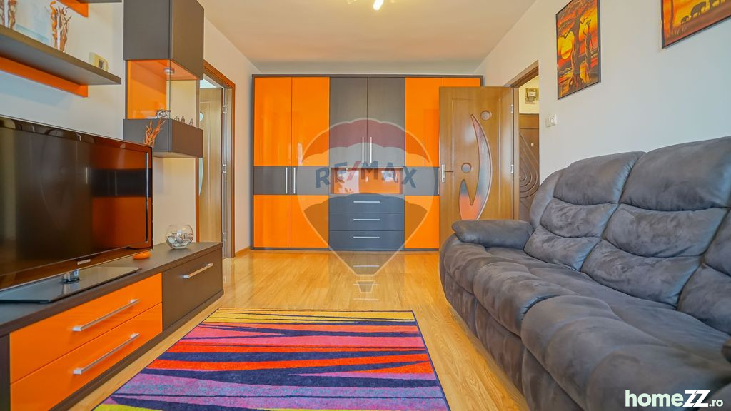 Apartament mobilat calitativ la etaj intermediar!