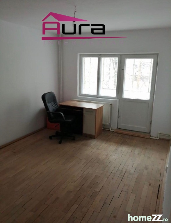 Apartament 3 camere zona peco